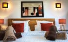 images/sejour-ardeche-maison-hotes/chambres-spacieuses-et-calmes-maison-hotes-de-charme/chambre-calme-avec-terrasse/chambre-2-_1.jpg