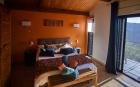 images/sejour-ardeche-maison-hotes/chambres-spacieuses-et-calmes-maison-hotes-de-charme/chambre-gite-avec-piscine-spa/chambre-a-louer-gite-ardeche-beaumont-france-castagnade_2.jpg