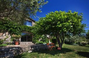 images/sejour-ardeche-maison-hotes/la-maison-hotes-gite-beaumont/galerie-photos-magnifiques-vacances-en-ardeche/gite-de-charme-en-ardeche-beaumont-france_4.jpg